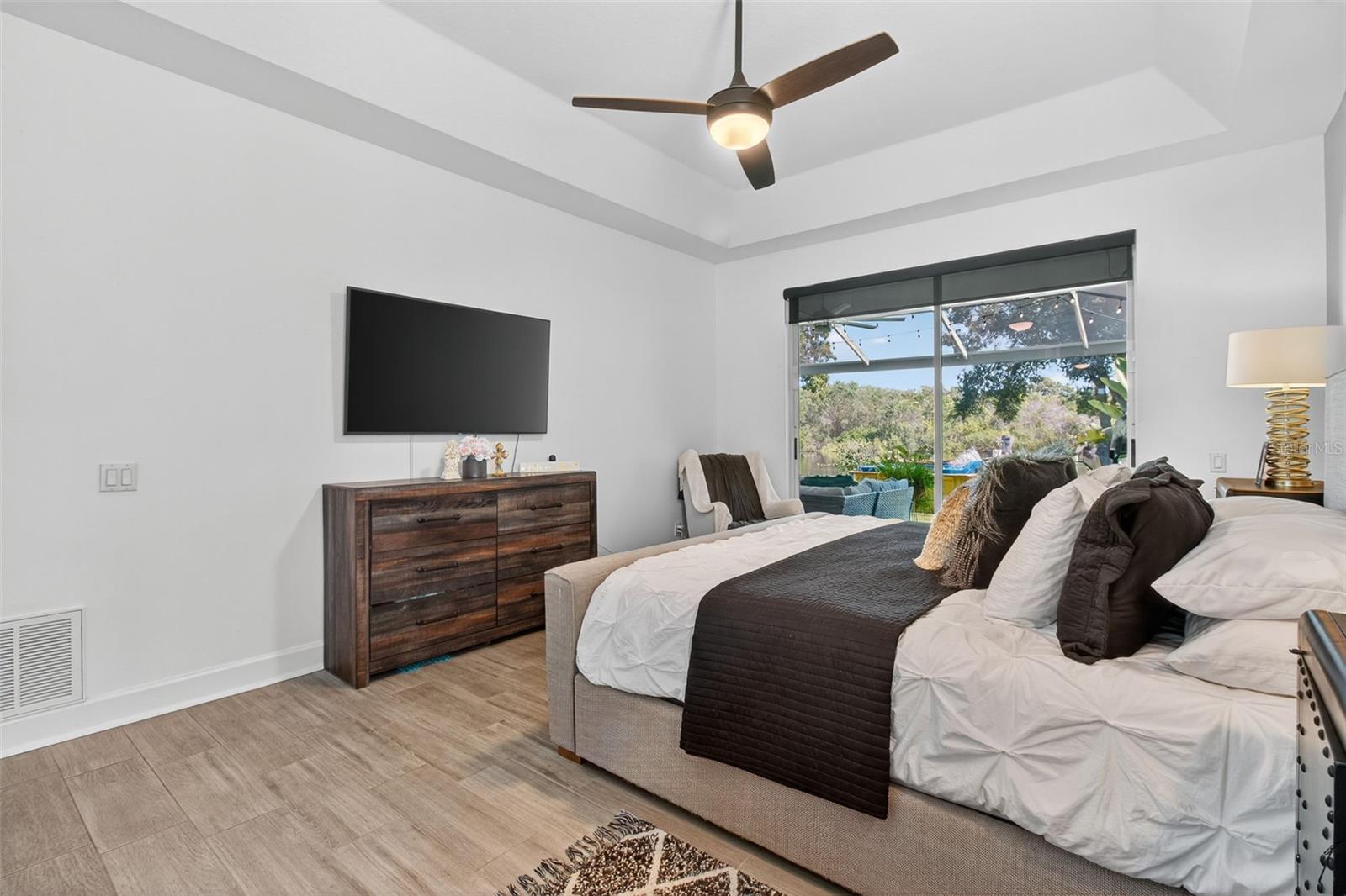 OLD HARBOR PLACE - Residential