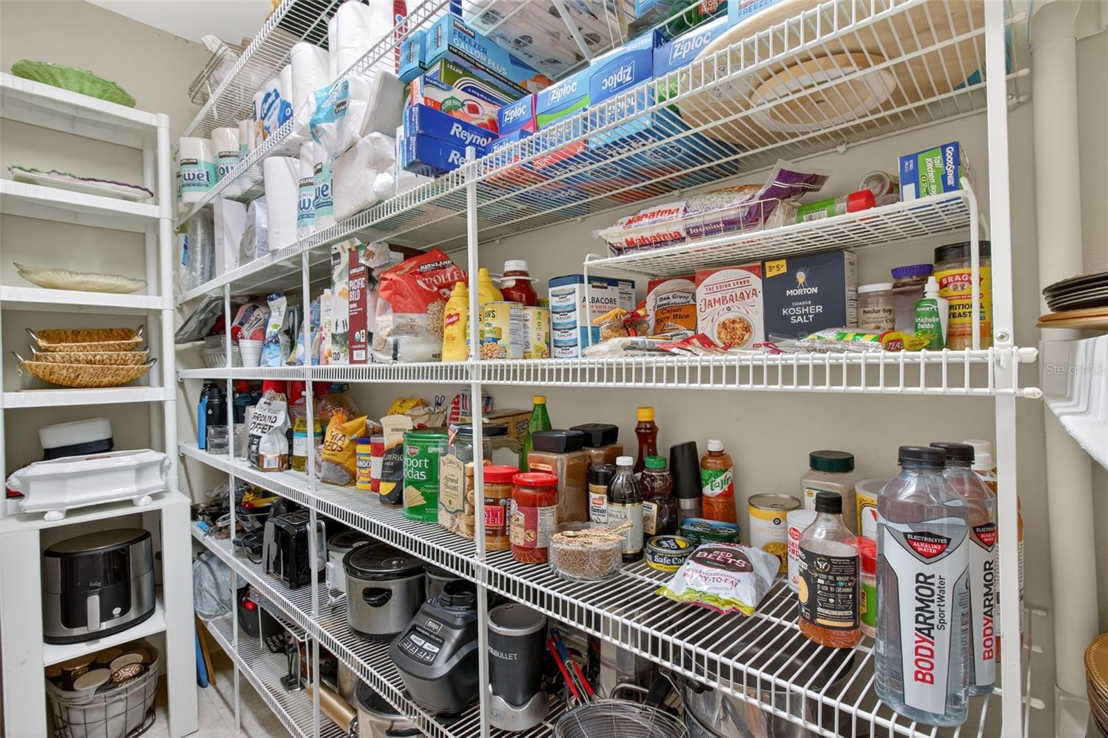 OLD HARBOR PLACE - Residential