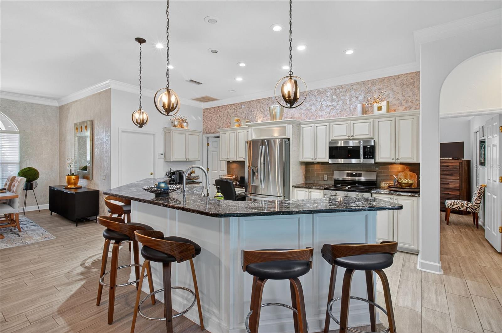 OLD HARBOR PLACE - Residential