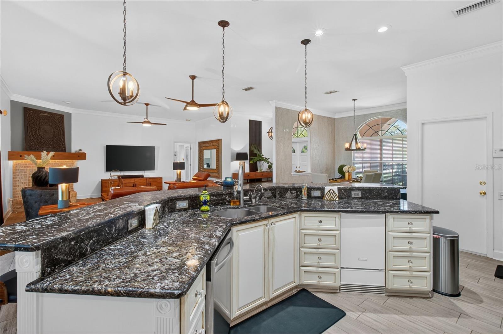 OLD HARBOR PLACE - Residential