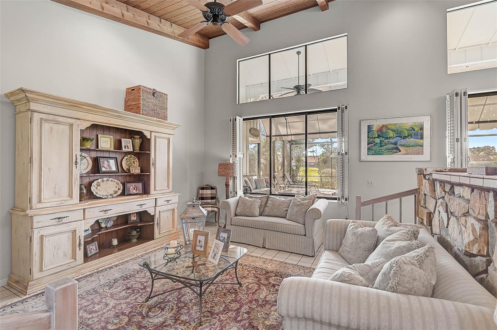 COUNTRY CLUB OF SARASOTA THE - Residential Lease