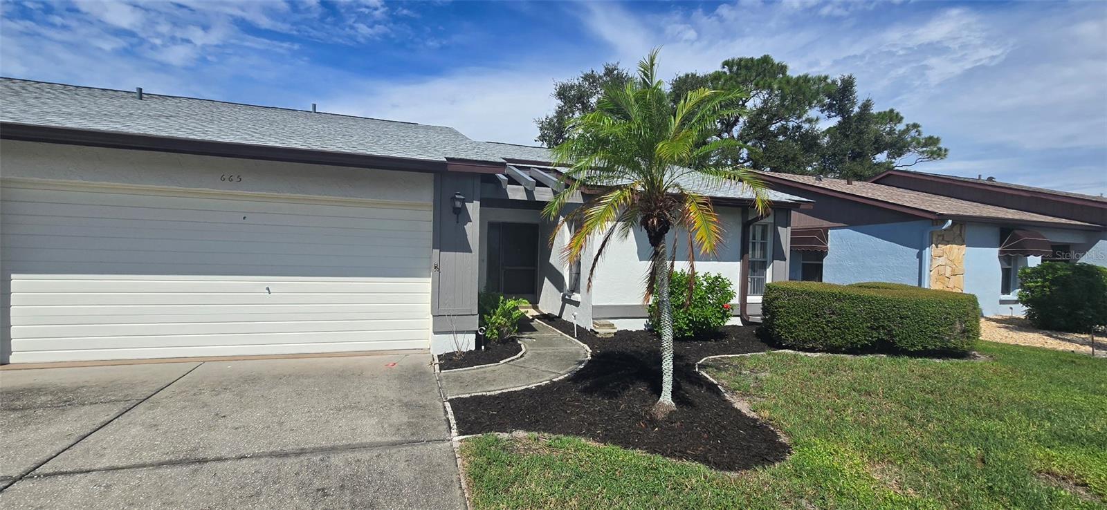 665 FOXWOOD BOULEVARD