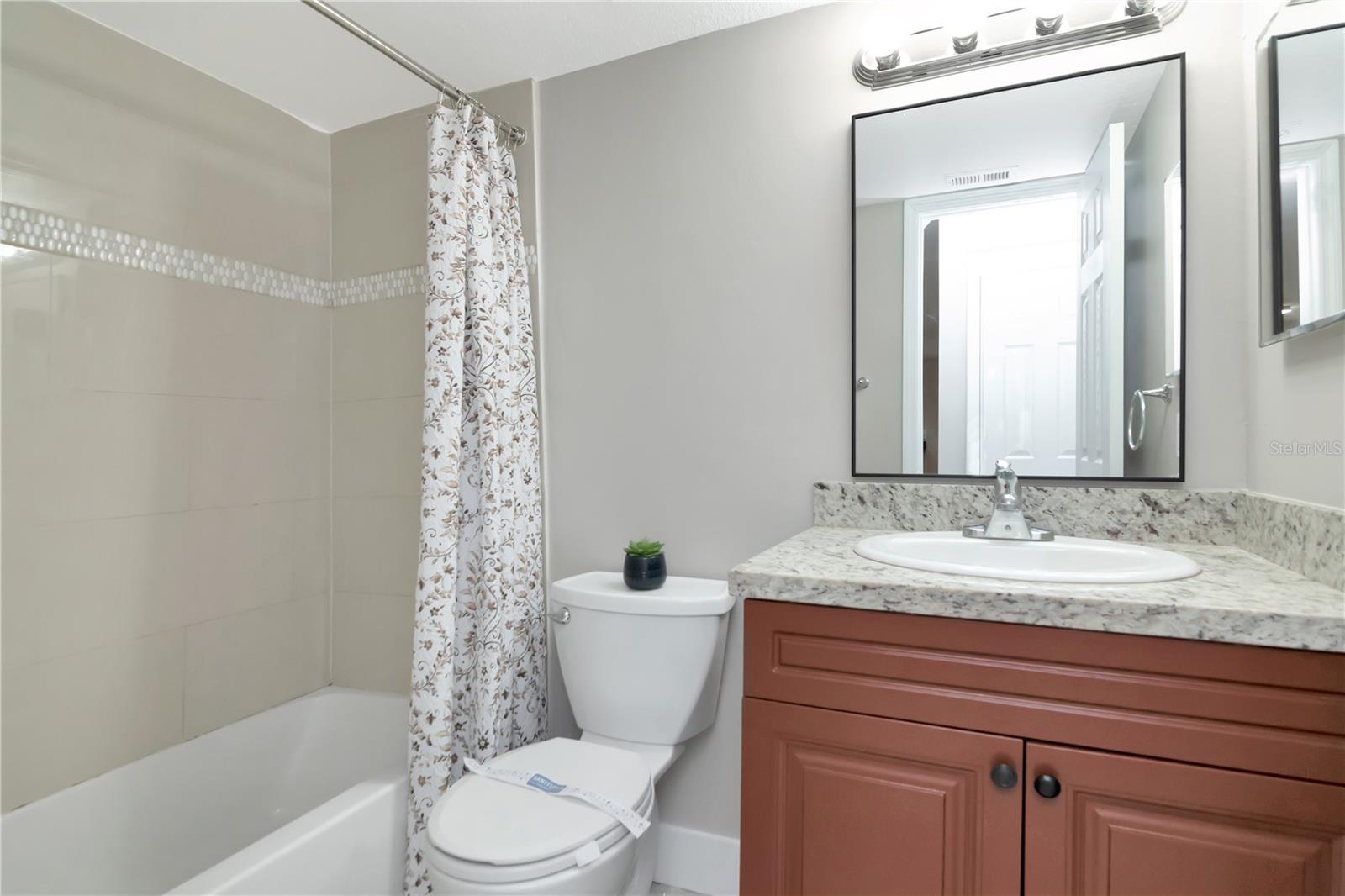 THE HAMPTONS AT BRANDON A CONDO - Residential