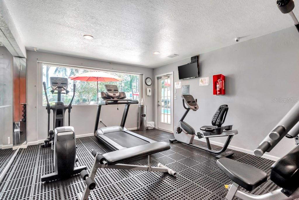 THE HAMPTONS AT BRANDON A CONDO - Residential