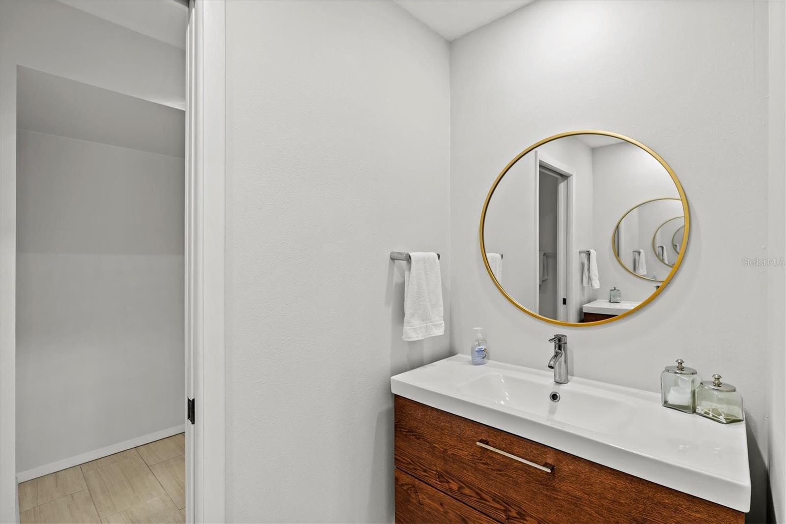 HUNTERS WALK - HAMLETS - Residential