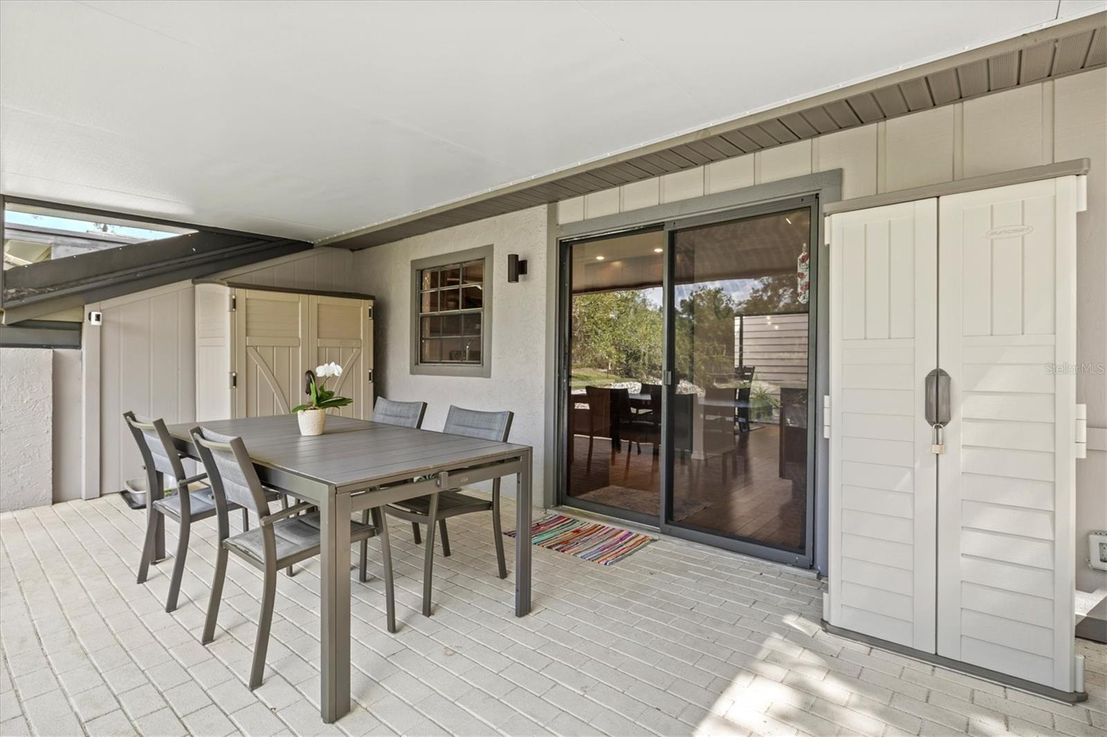 HUNTERS WALK - HAMLETS - Residential