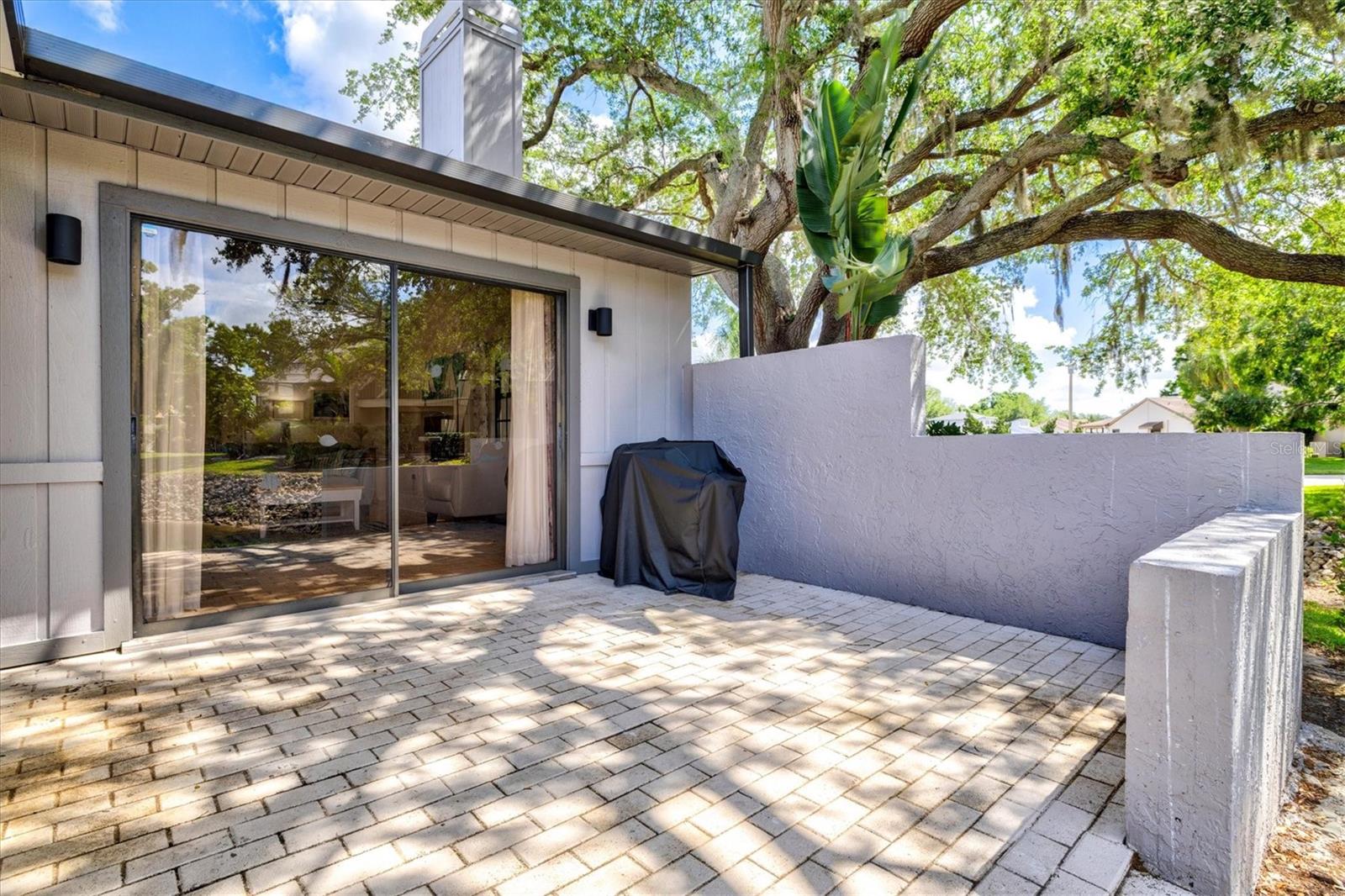 HUNTERS WALK - HAMLETS - Residential