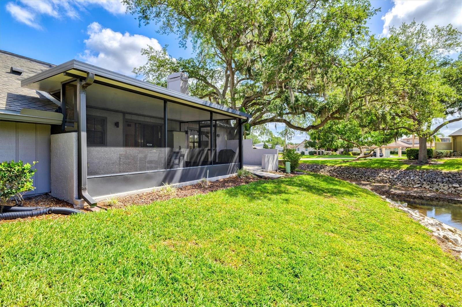 HUNTERS WALK - HAMLETS - Residential