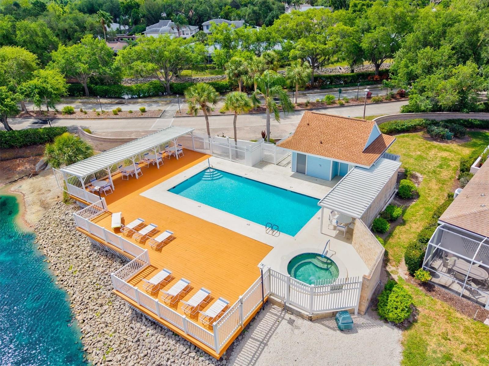 HUNTERS WALK - HAMLETS - Residential