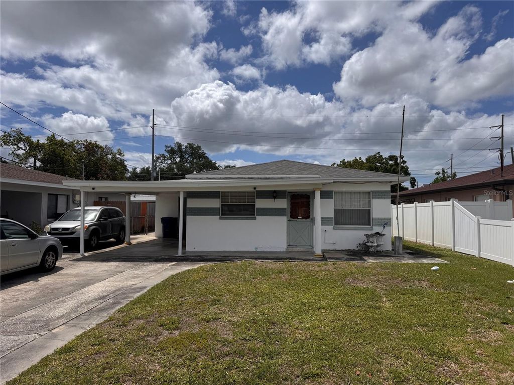 Photo of 3320 W Leroy Street, Tampa, FL 33607 (MLS # TB8496170)