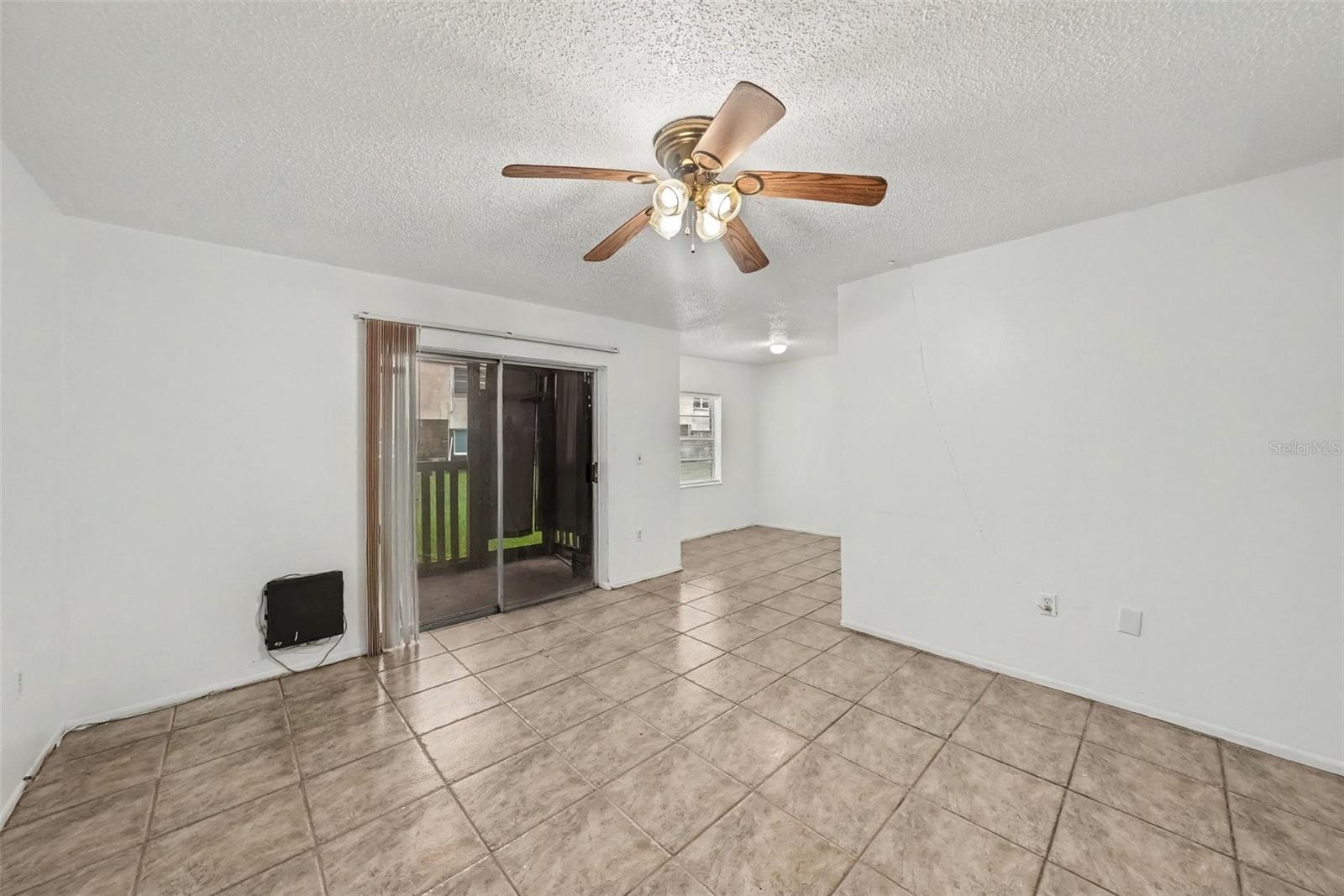 305 E WELLINGTON COURT 64