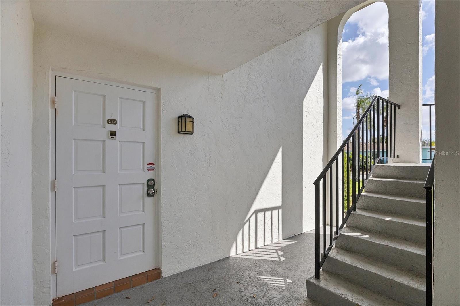 5800 HOLLYWOOD BOULEVARD 312