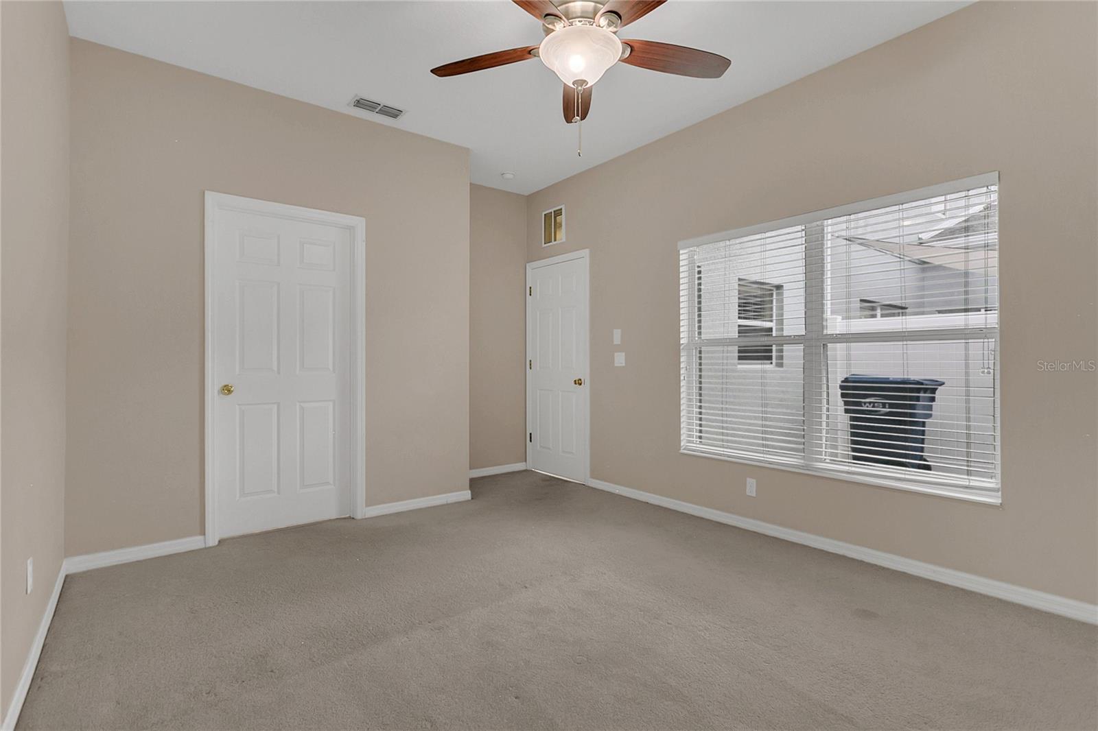 GROVELAND WATERSIDE POINTE PH 01 - Residential Lease