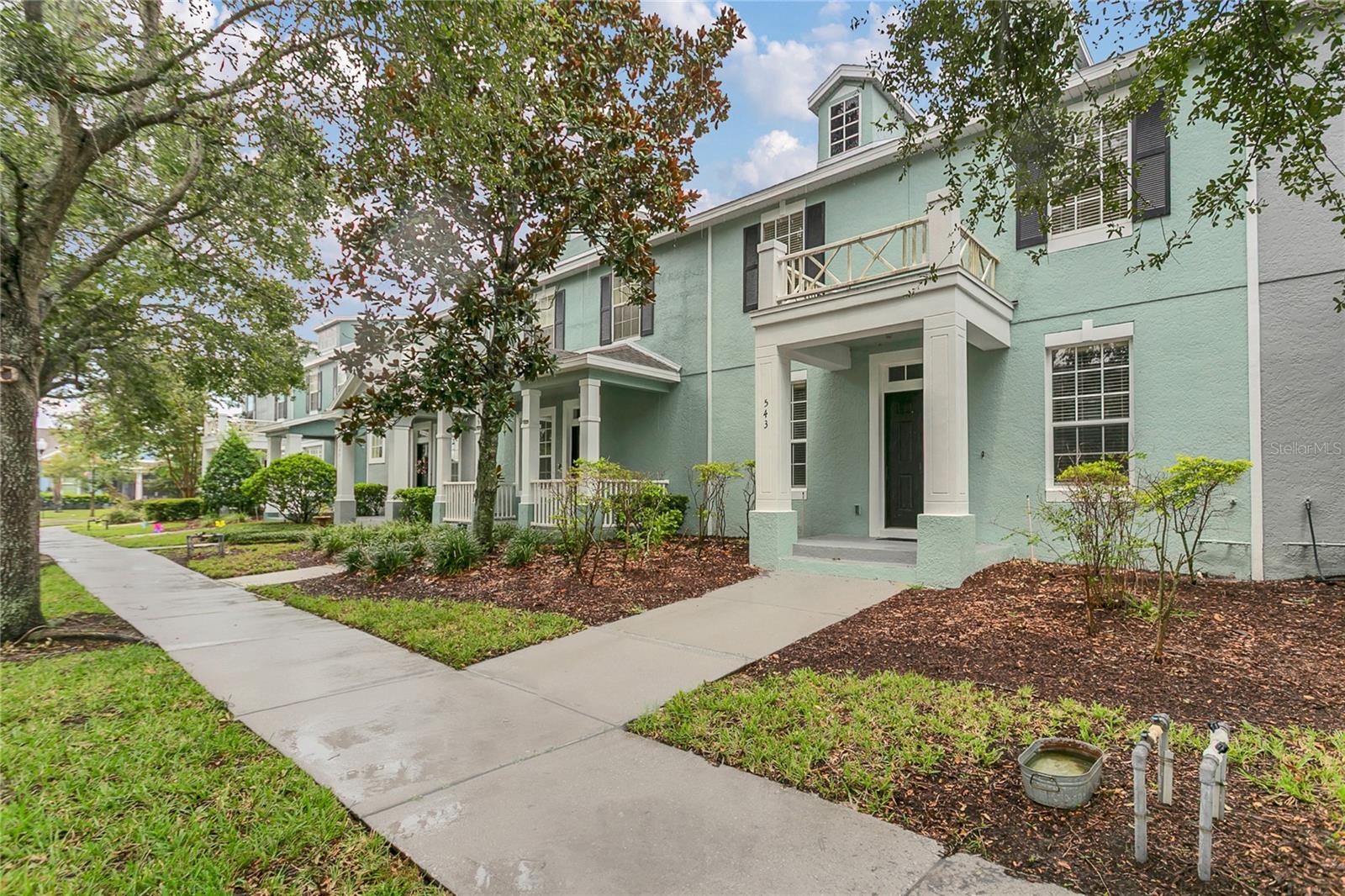 GROVELAND WATERSIDE POINTE PH 01 - Residential Lease