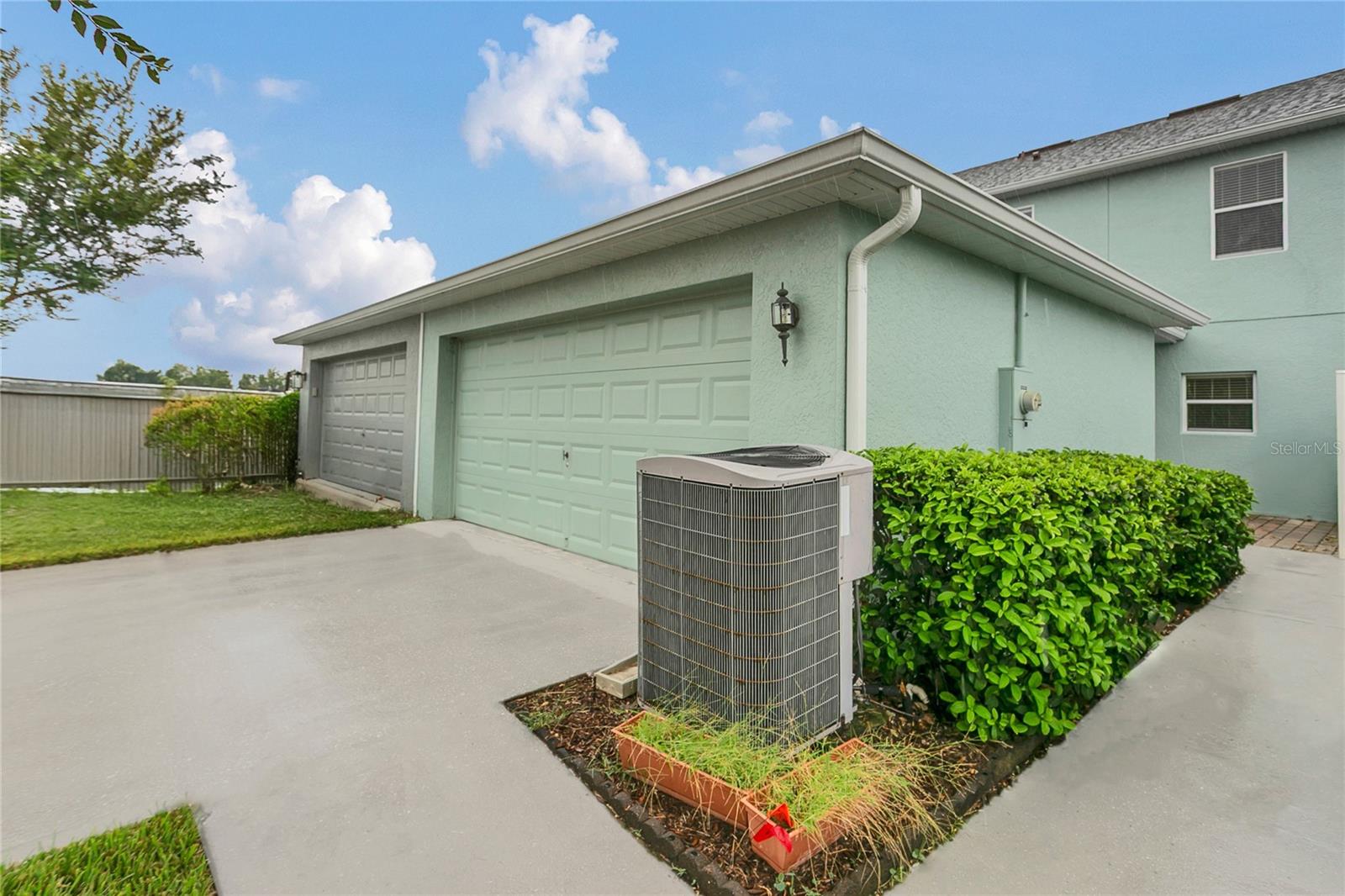 GROVELAND WATERSIDE POINTE PH 01 - Residential Lease