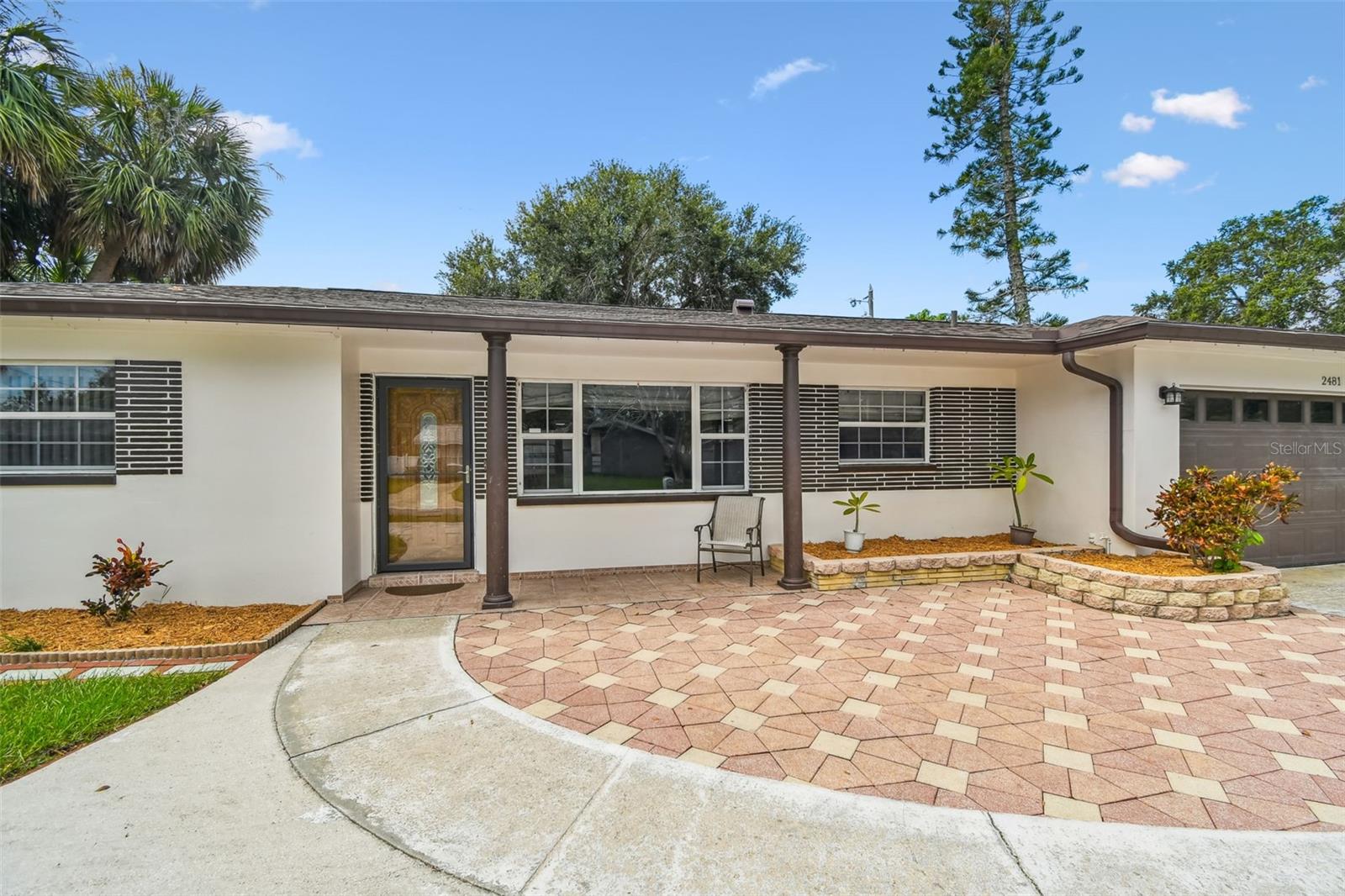 2481 BURNICE DRIVE
