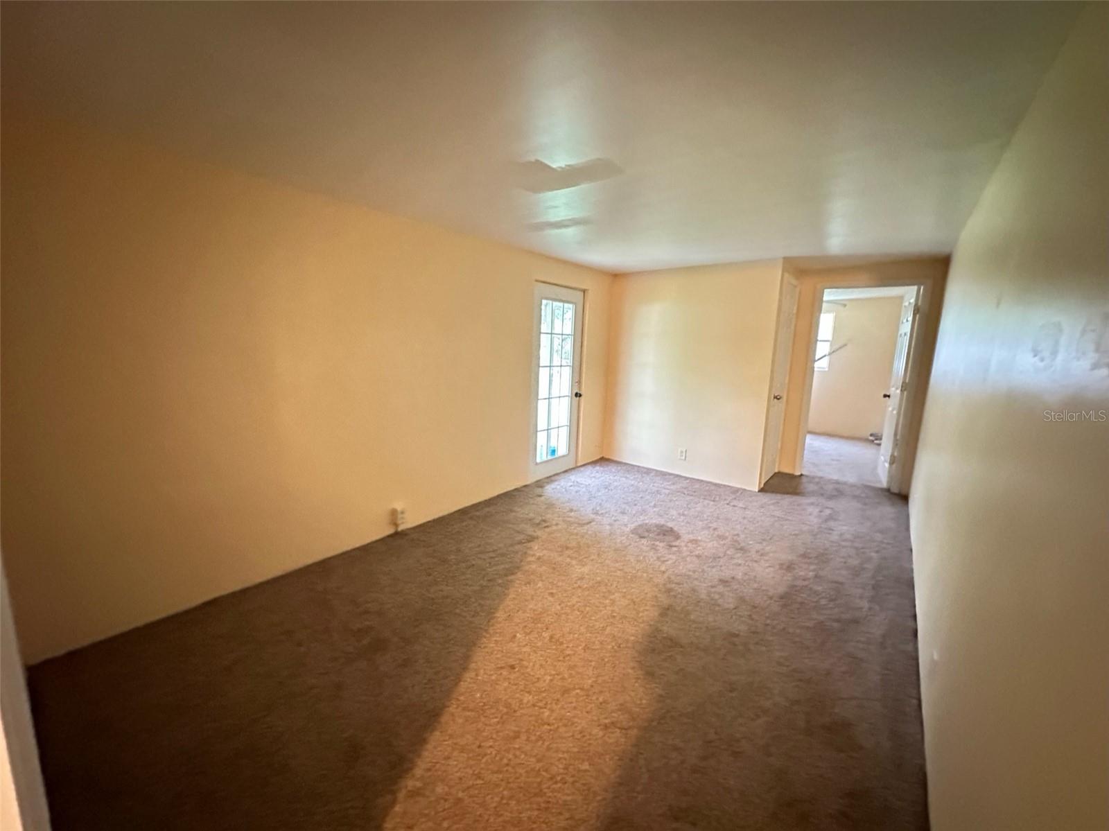 DELAND MOBILE HOMESITES UNREC 157 - Residential