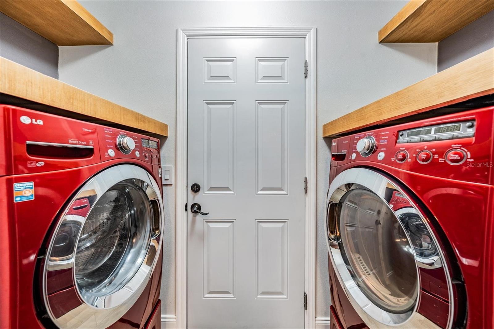 VALRICO MANOR UNIT 3 - Residential