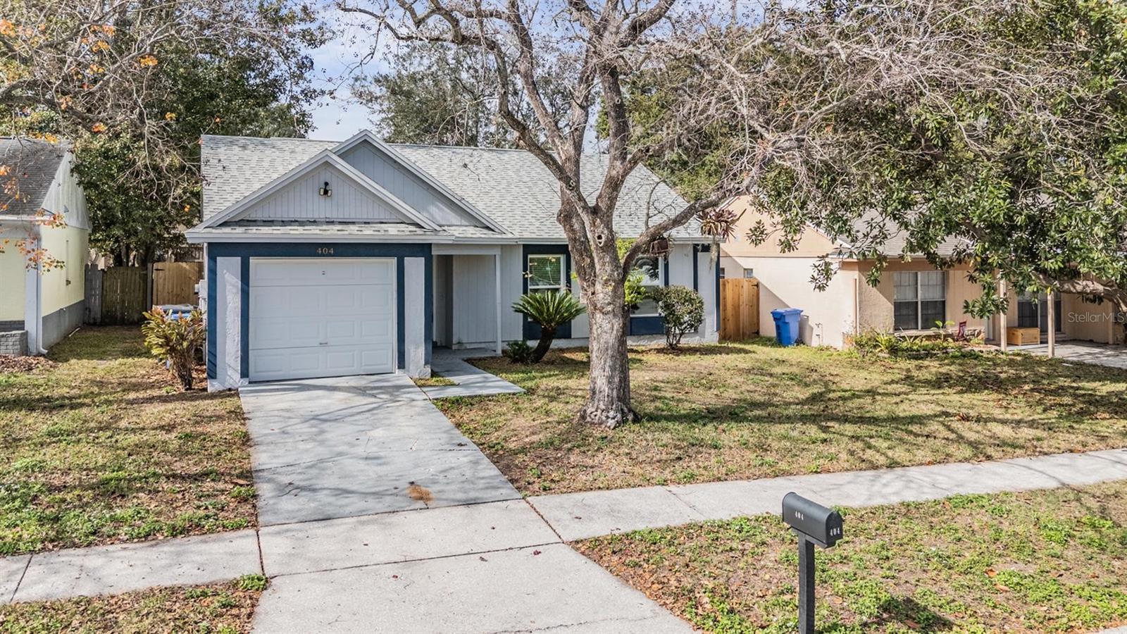 VALRICO MANOR UNIT 3 - Residential