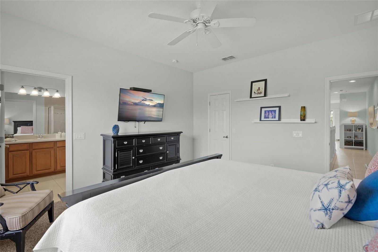 PALMA SOLA TRACE - Residential