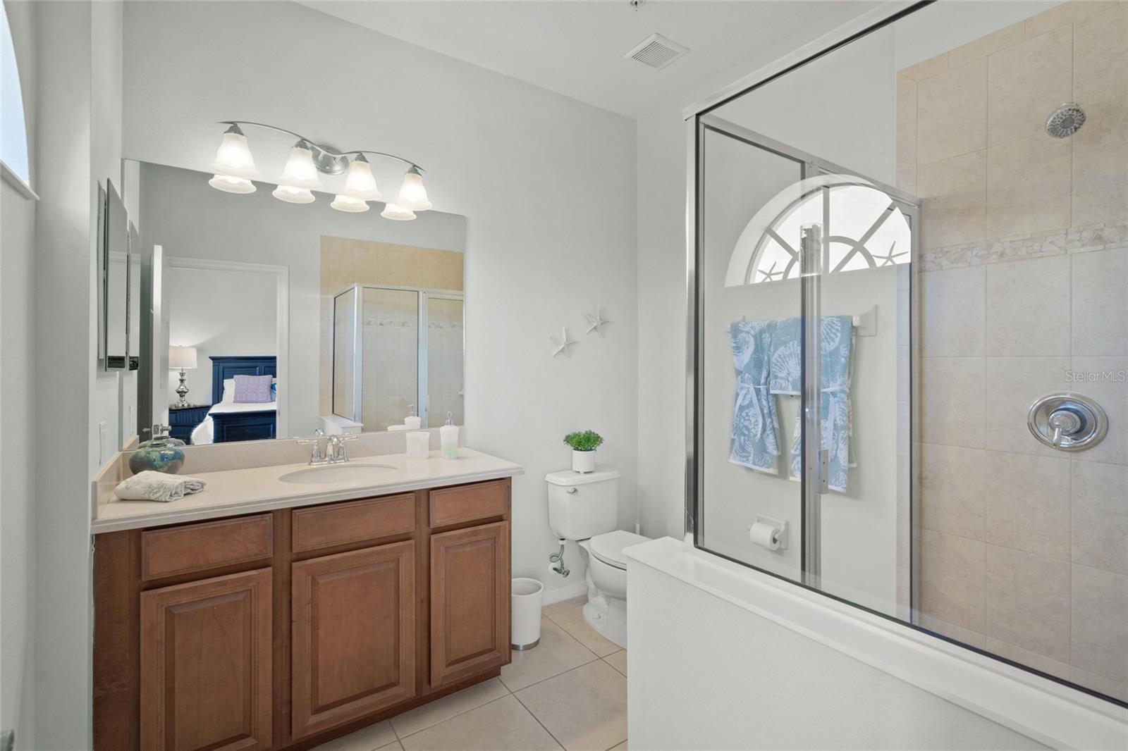 PALMA SOLA TRACE - Residential