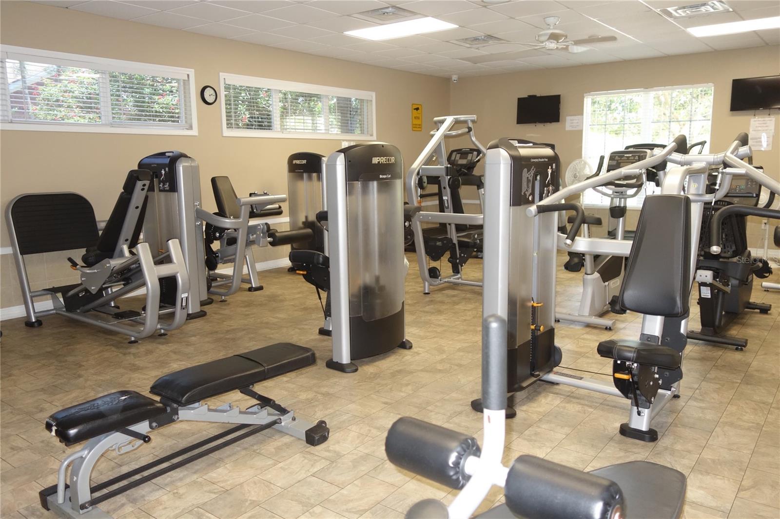 PALMA SOLA TRACE - Residential