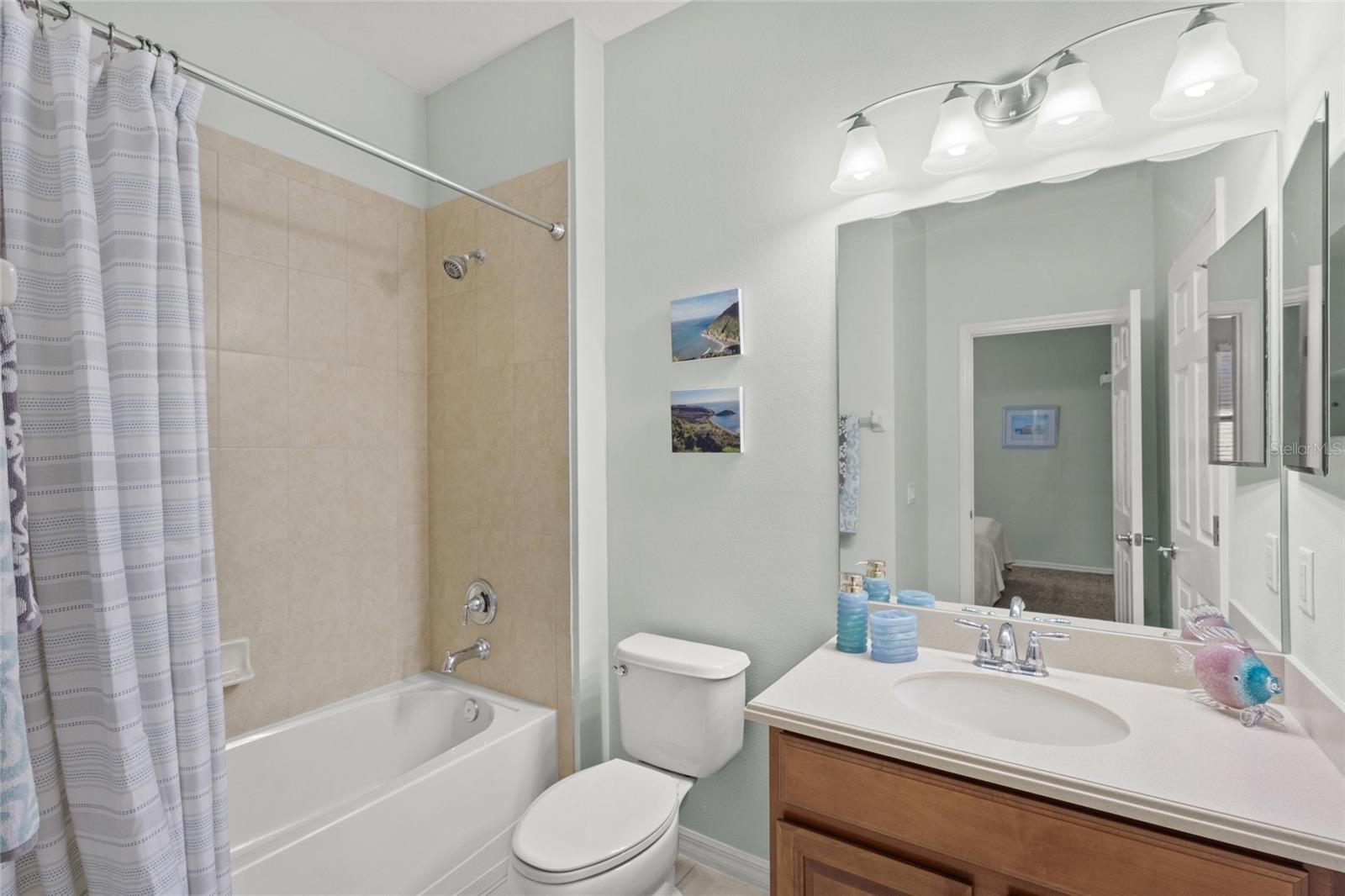 PALMA SOLA TRACE - Residential