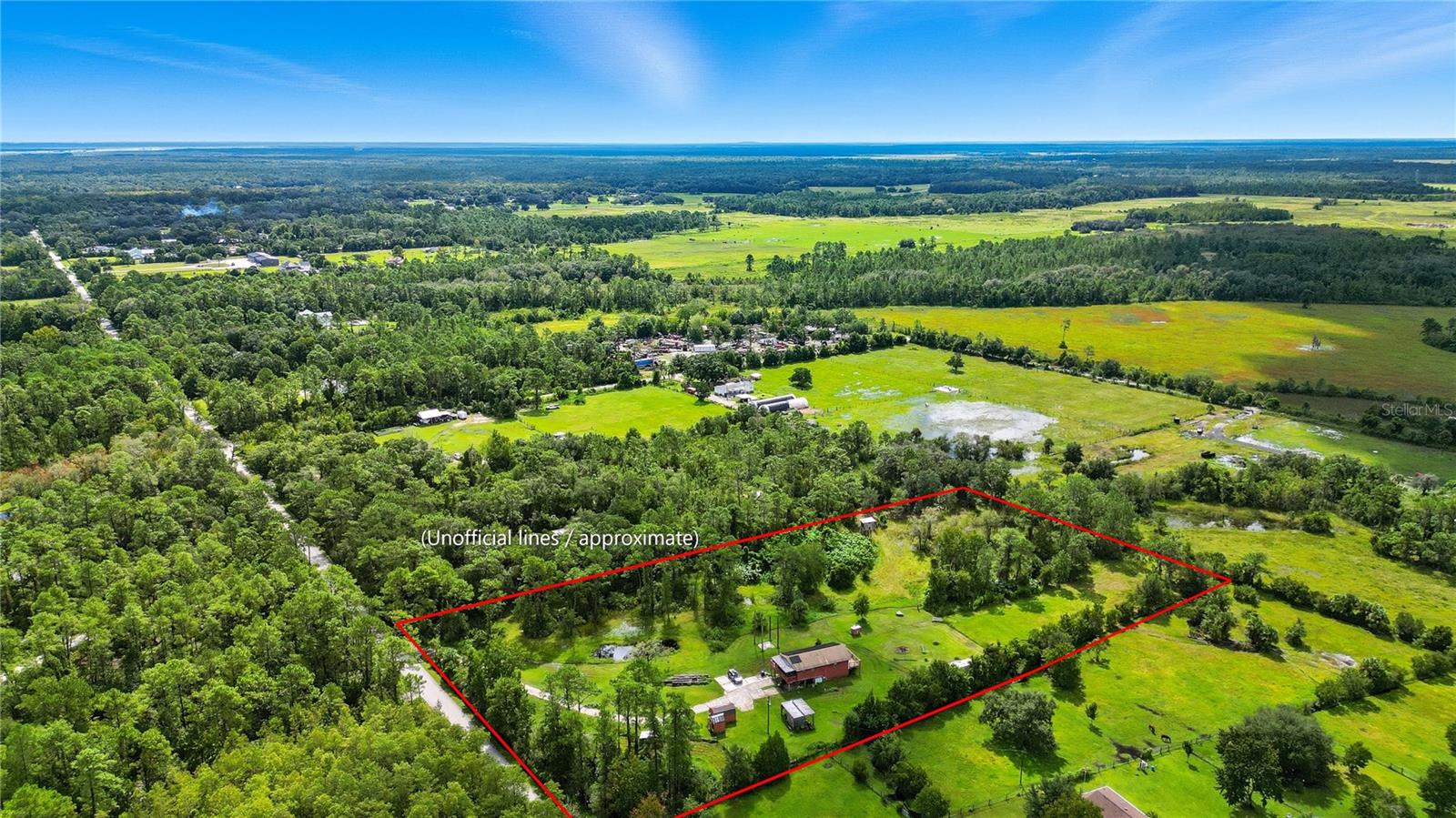 CHRISTMAS HEIGHTS - Residential