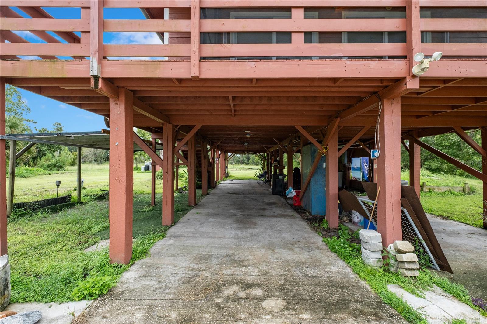 CHRISTMAS HEIGHTS - Residential