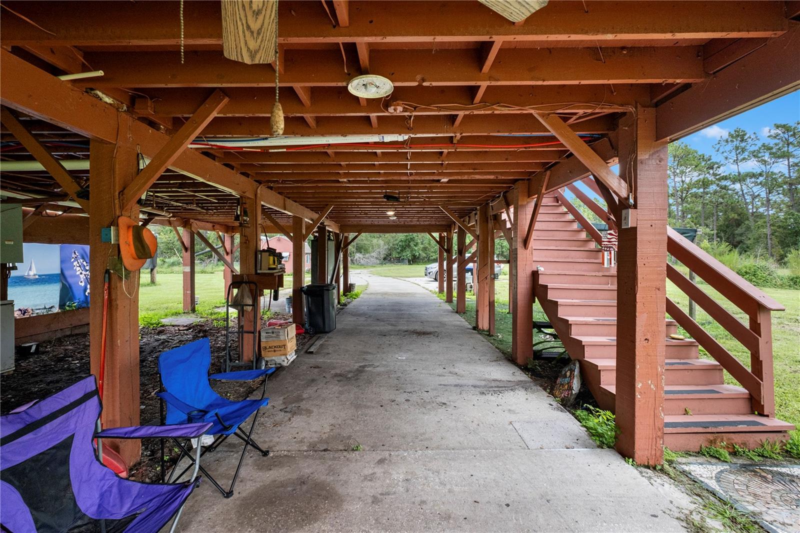 CHRISTMAS HEIGHTS - Residential