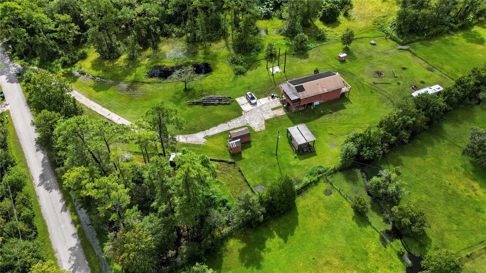 CHRISTMAS HEIGHTS - Residential