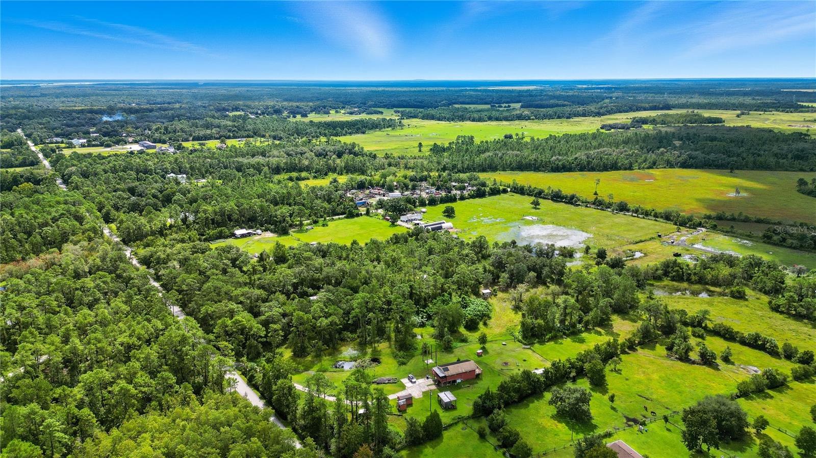 CHRISTMAS HEIGHTS - Residential