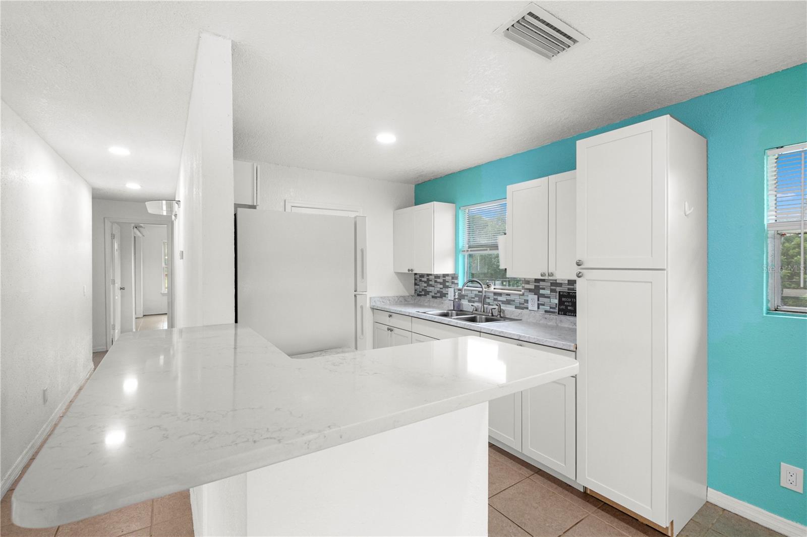 CHRISTMAS HEIGHTS - Residential