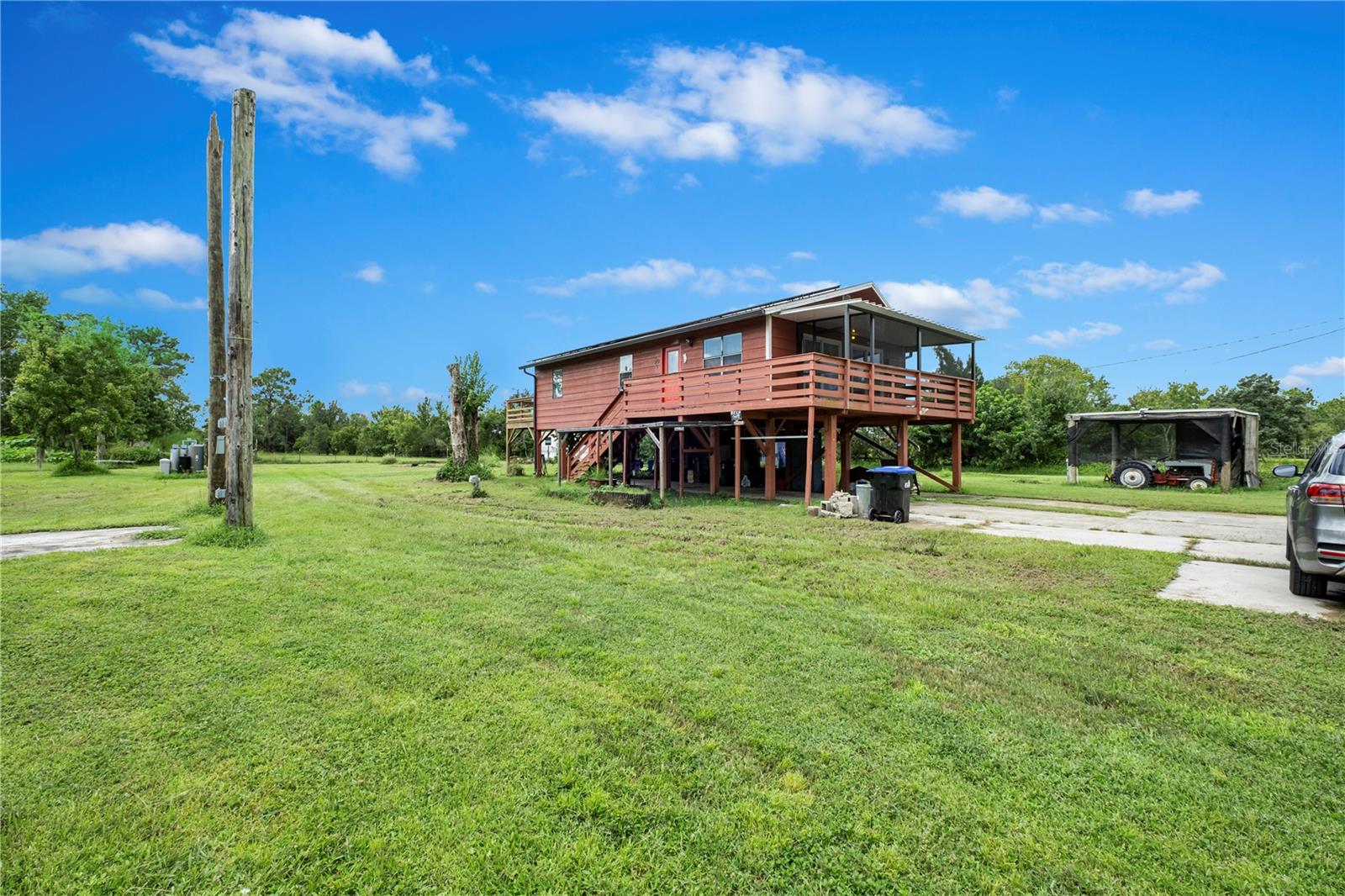 CHRISTMAS HEIGHTS - Residential