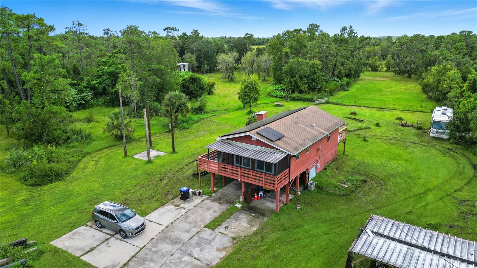 CHRISTMAS HEIGHTS - Residential