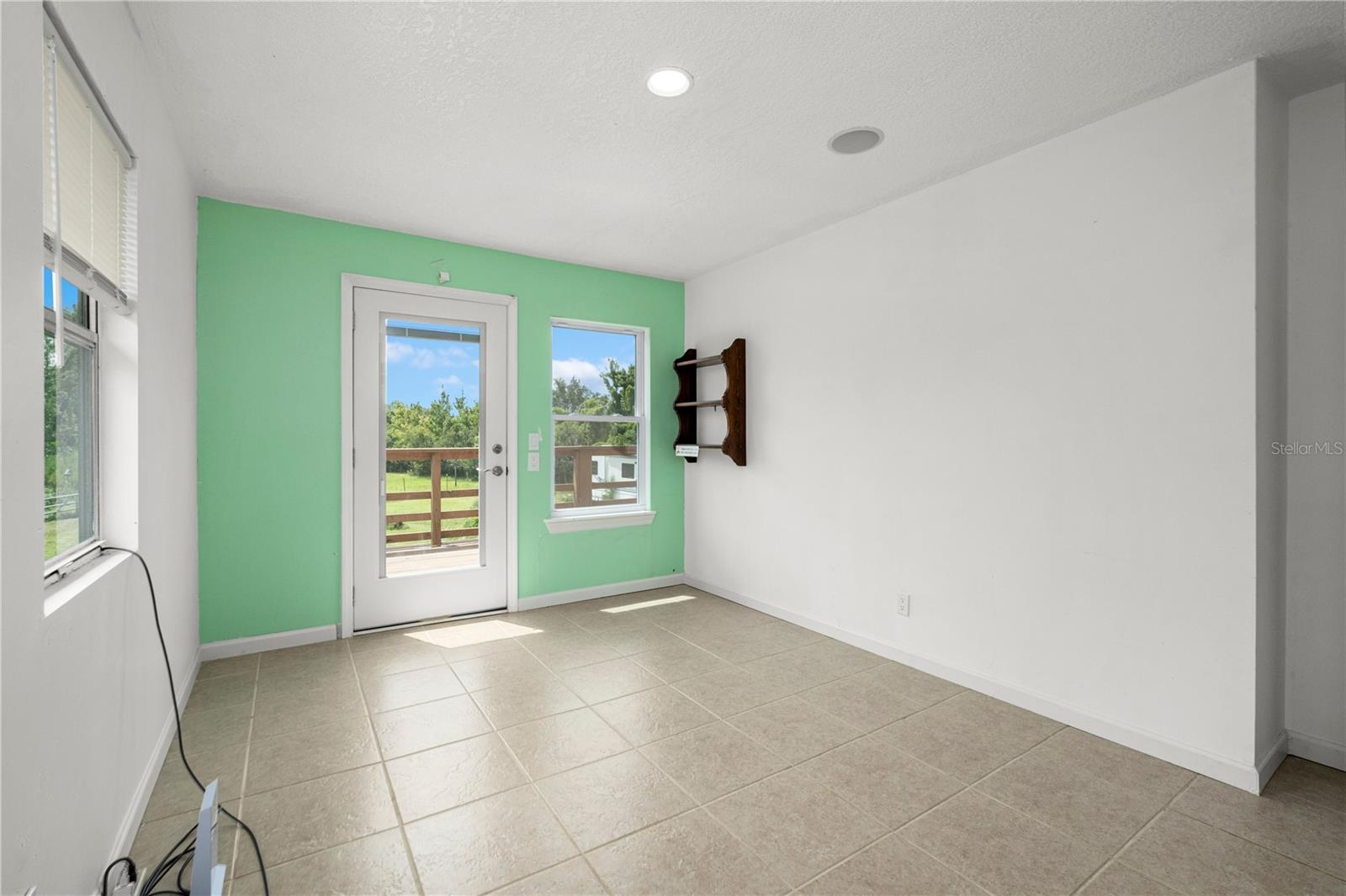 CHRISTMAS HEIGHTS - Residential