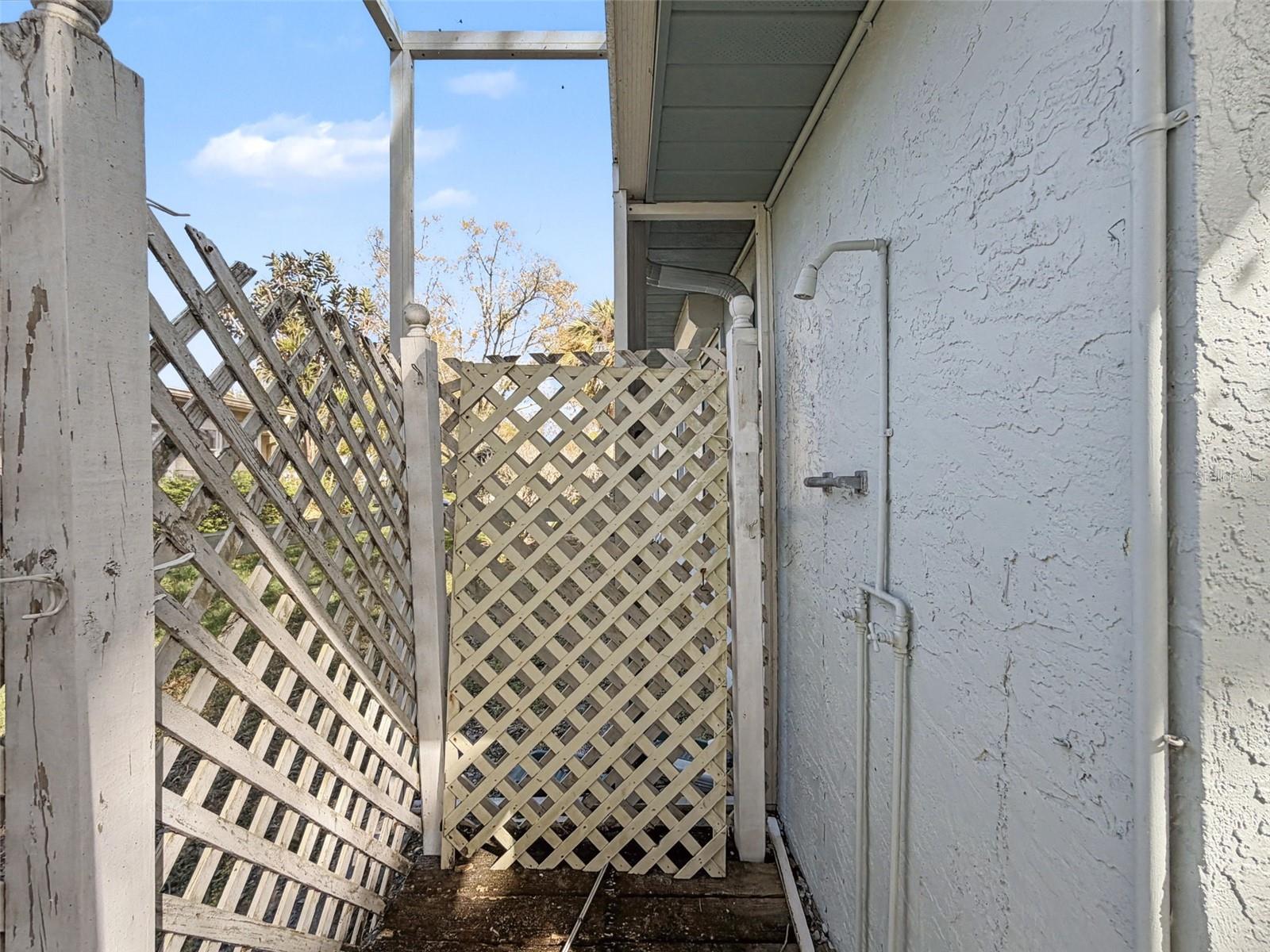 HIGHLAND LAKES - Residential