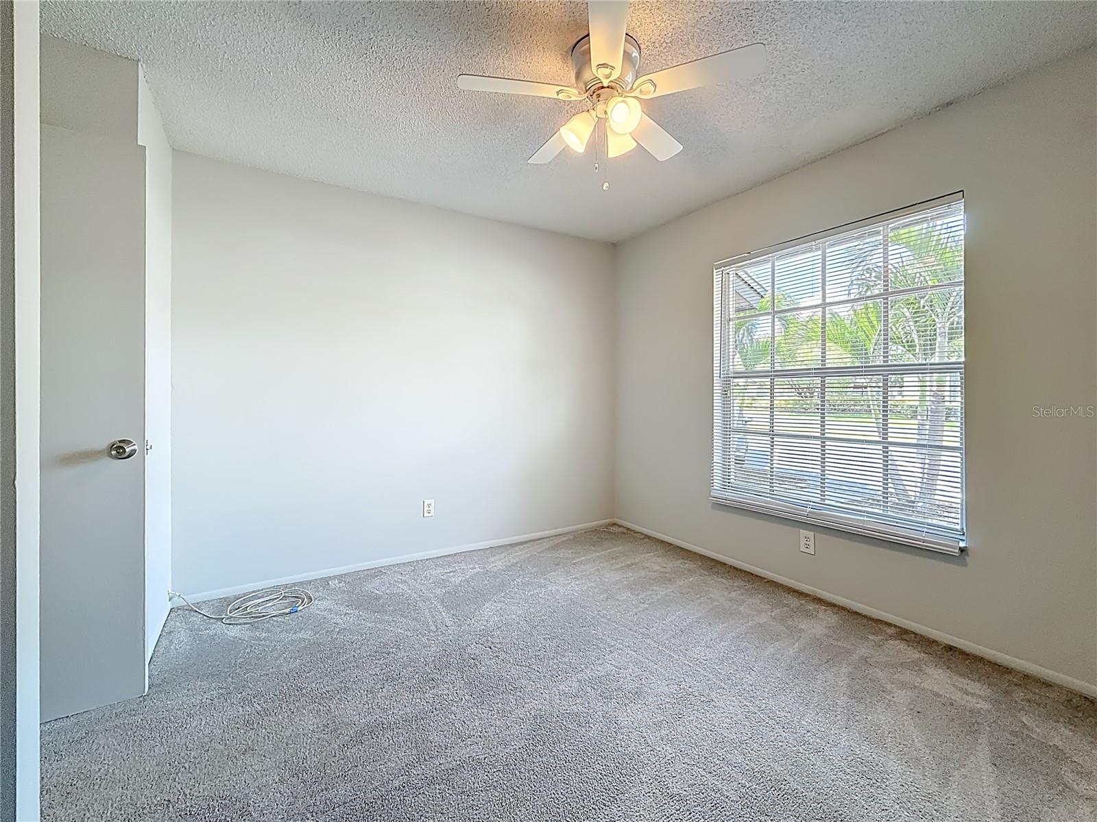 BELLE OAK VILLAS - Residential