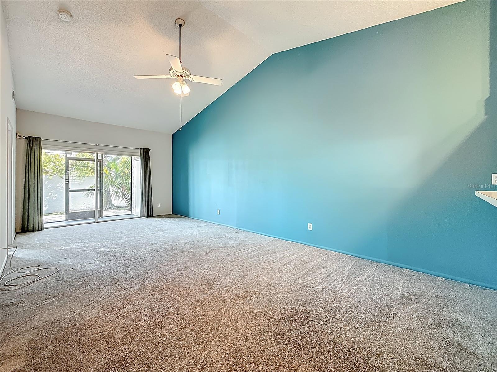 641 LAGUNA VISTA COURT