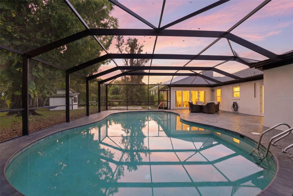 Photo of 3931 W Riverside Drive, Fort Myers, FL 33901 (MLS # C7523997)