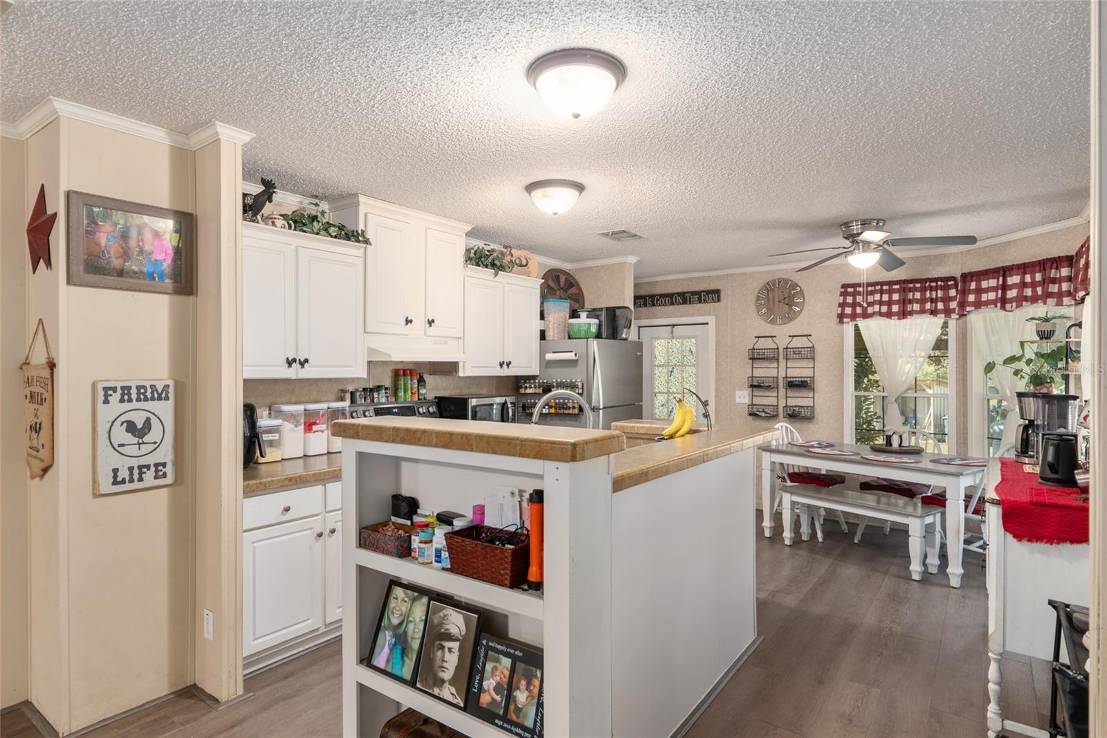 NOT IN A SUBDIVISION - Residential