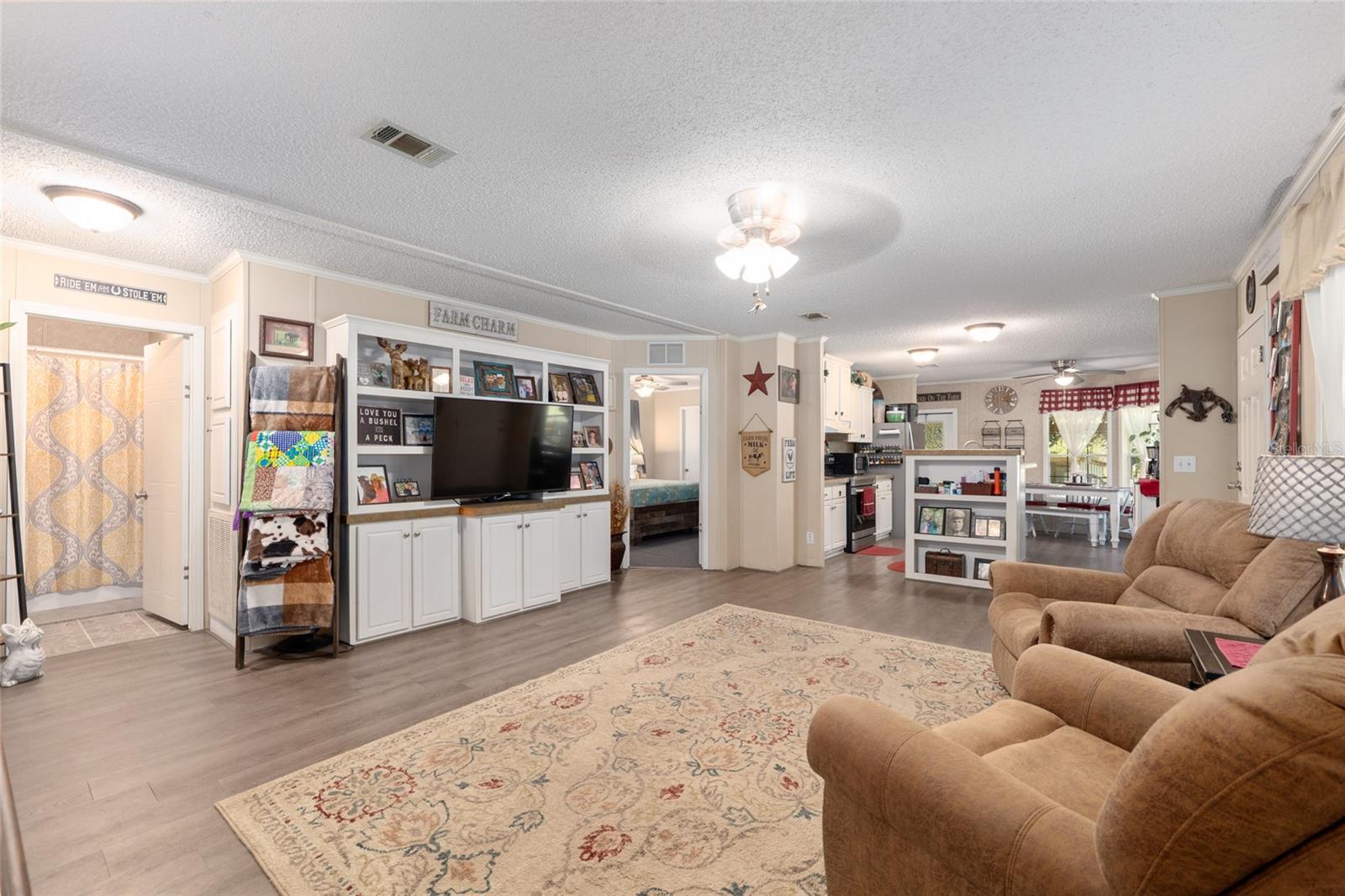 NOT IN A SUBDIVISION - Residential