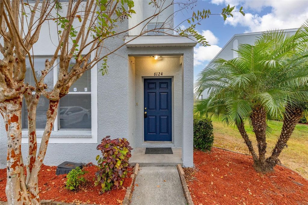 Photo of 6124 Osprey Lake Circle, Riverview, FL 33578 (MLS # S5139296)