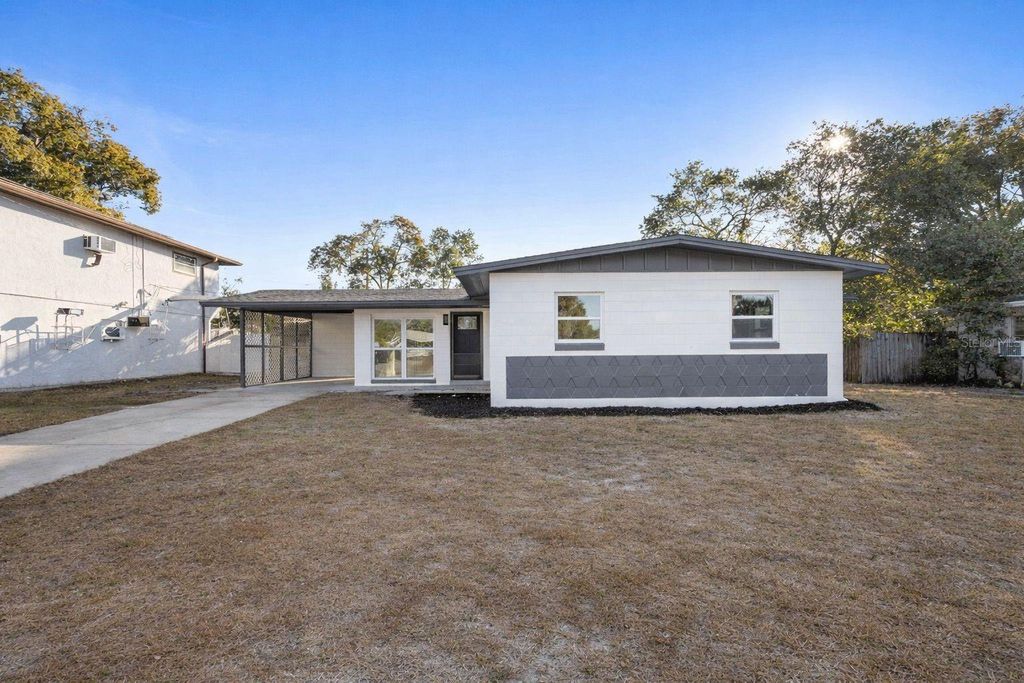 Photo of 55 S Fairfax Avenue, Winter Springs, FL 32708 (MLS # O6382934)