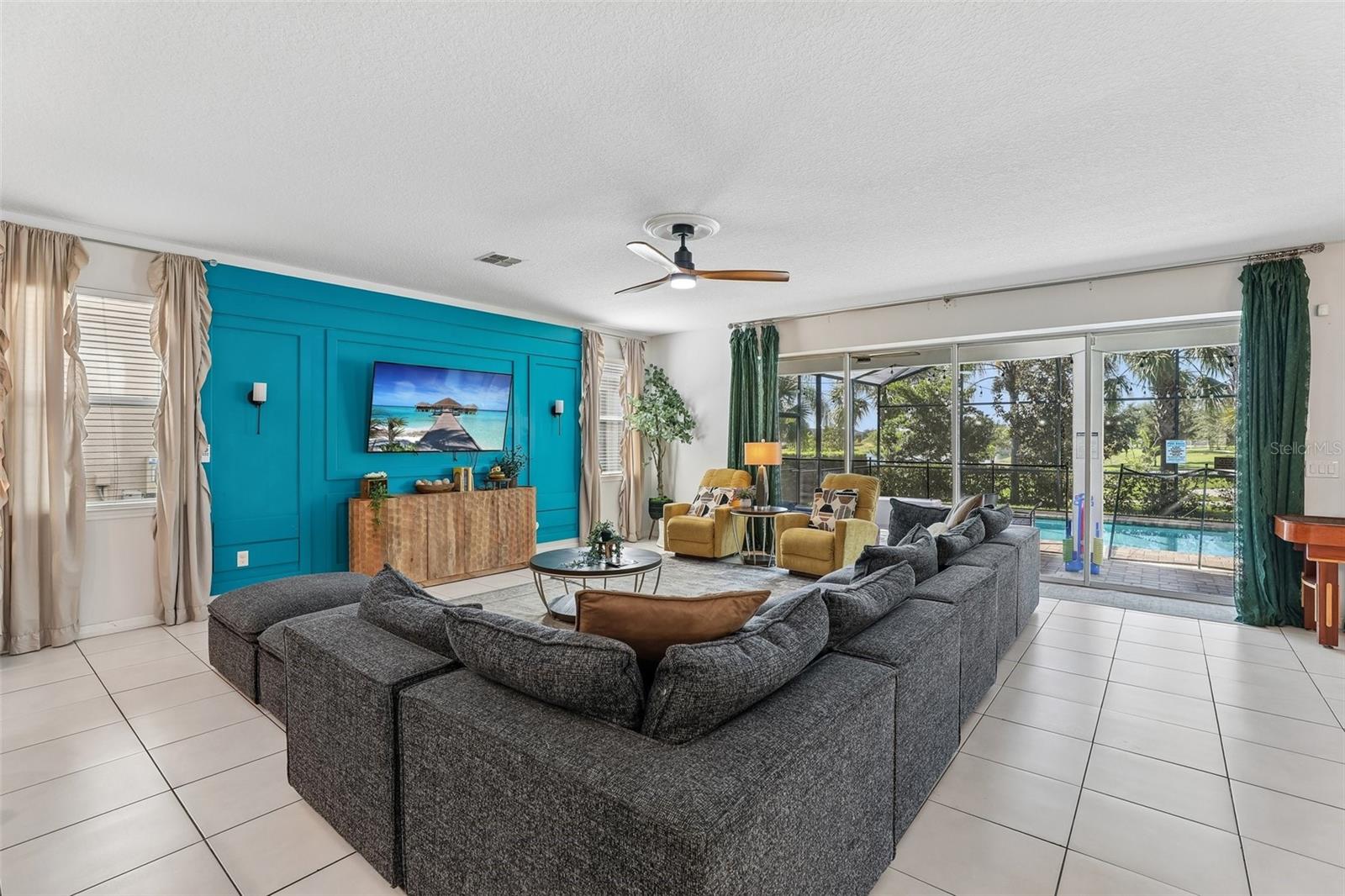 9001 SUNSHINE RIDGE LOOP
