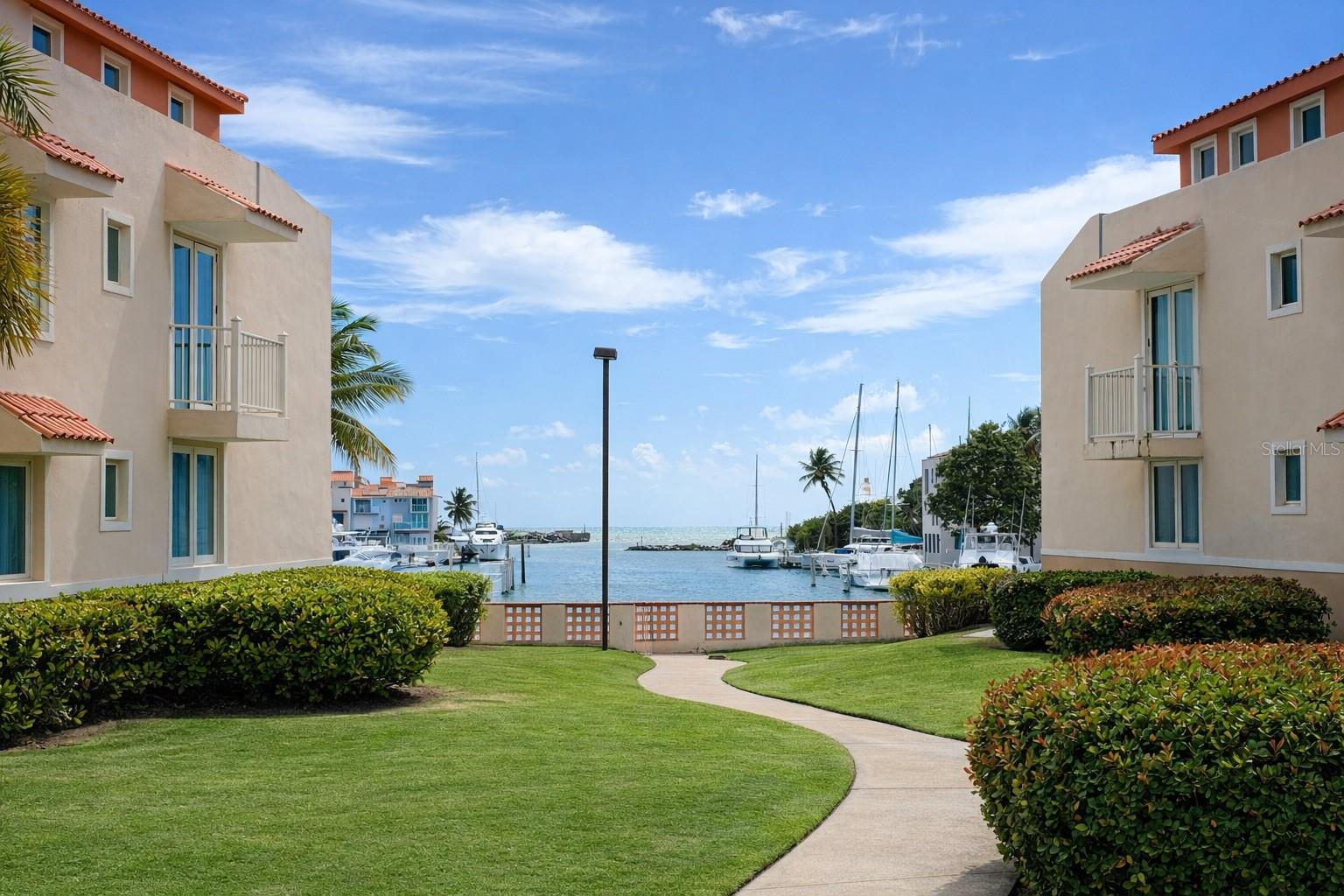 HARBOUR POINT - Residential Lease