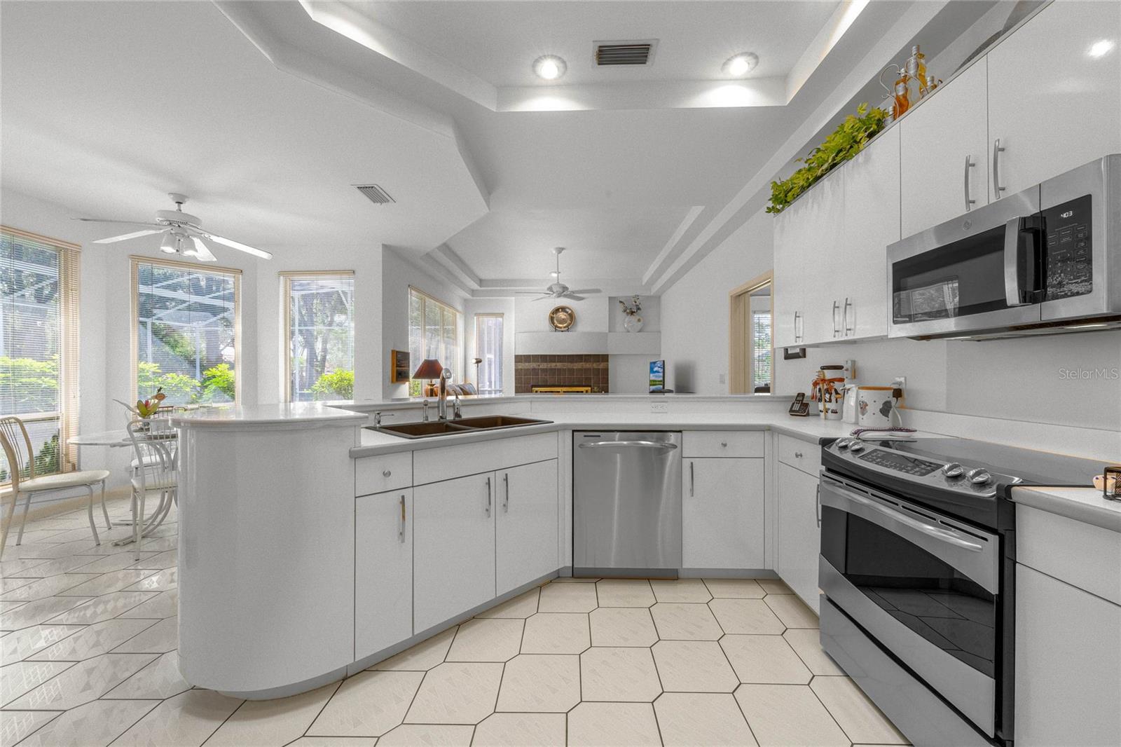 HEATHROW - Residential