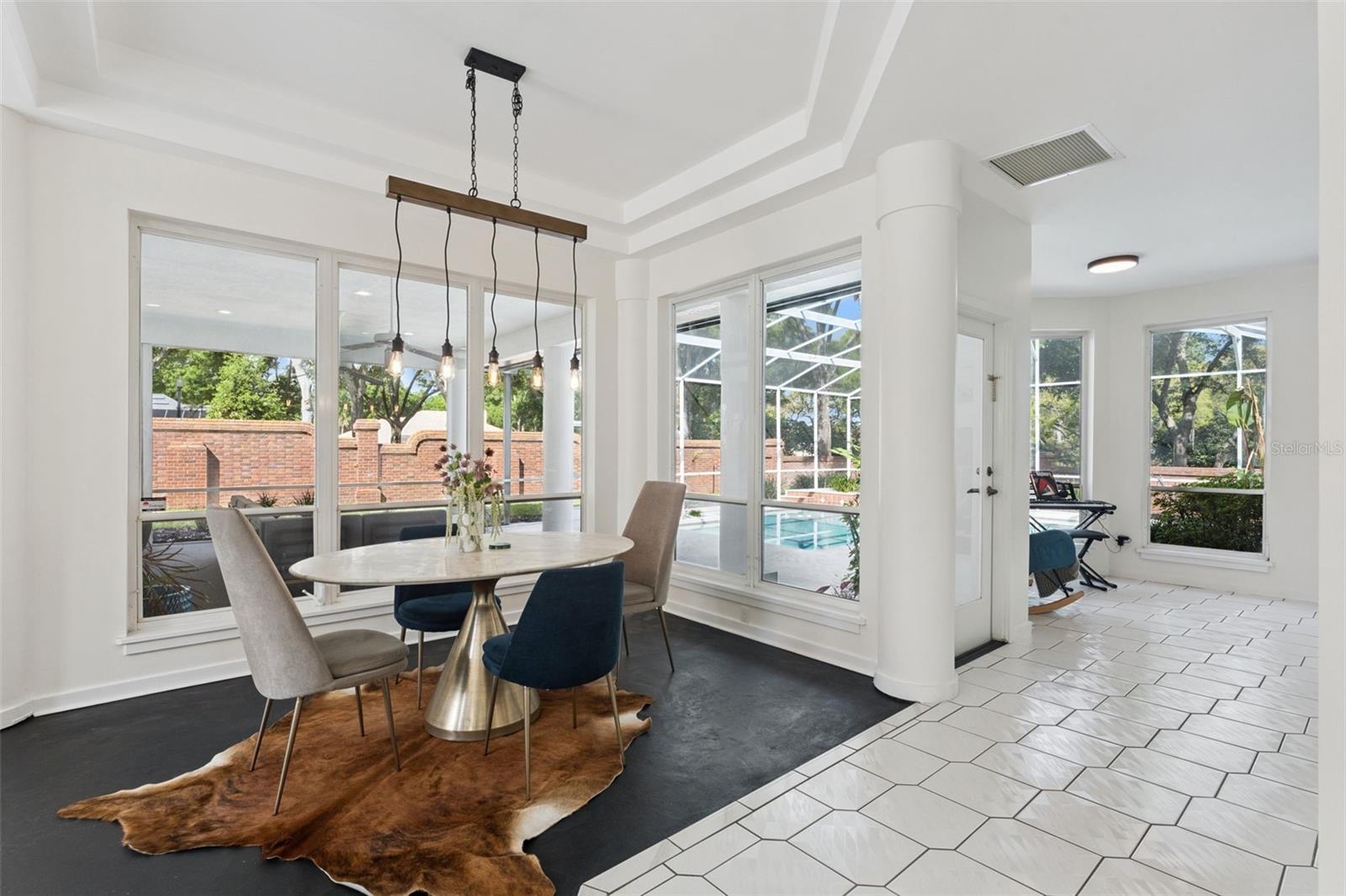 HEATHROW - Residential