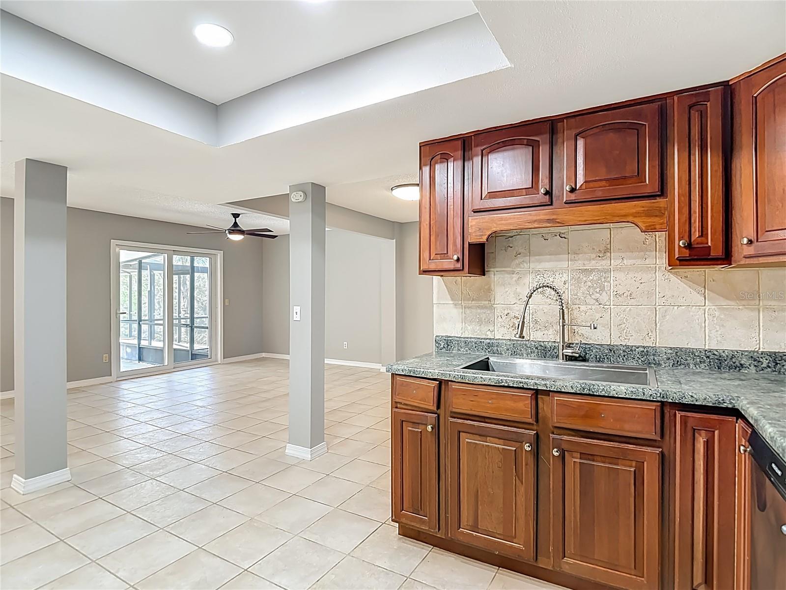 LAKE PADGETT SOUTH - Residential