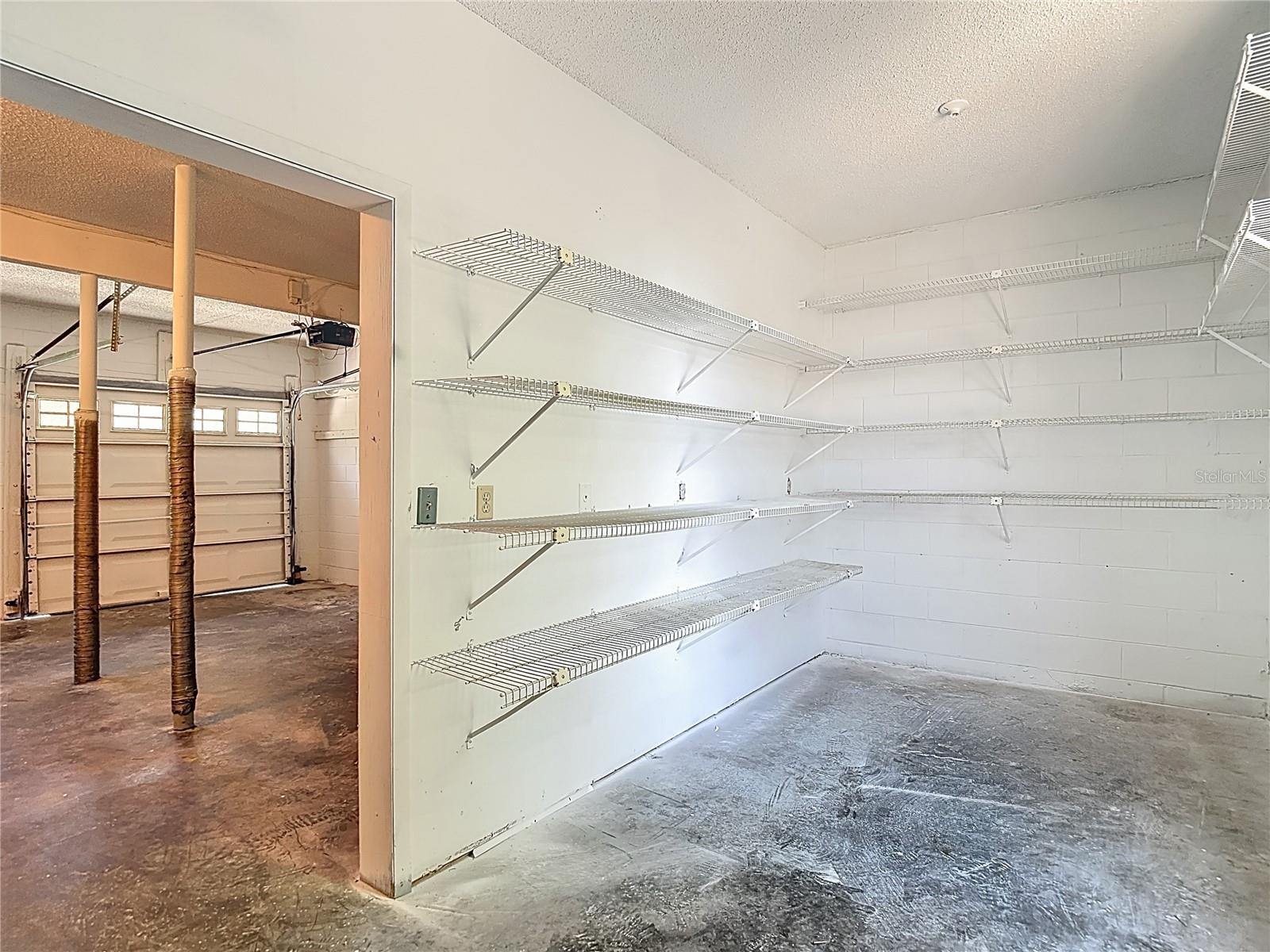 LAKE PADGETT SOUTH - Residential